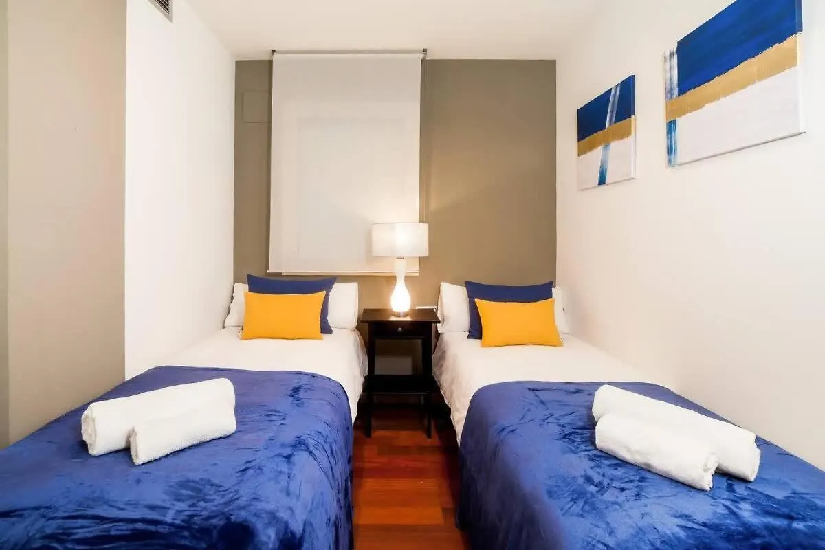 Luxury Duplex Apartment In The Heart Of برشلونة إسبانيا