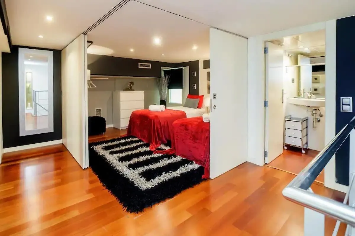 Luxury Duplex Apartment In The Heart Of ברצלונה